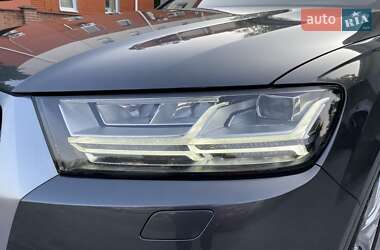 Внедорожник / Кроссовер Audi Q7 2018 в 