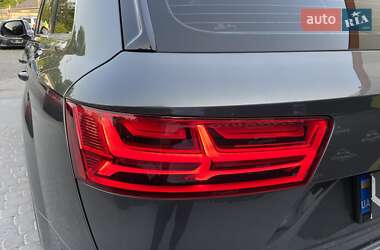 Внедорожник / Кроссовер Audi Q7 2018 в 