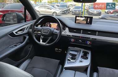 Внедорожник / Кроссовер Audi Q7 2018 в 