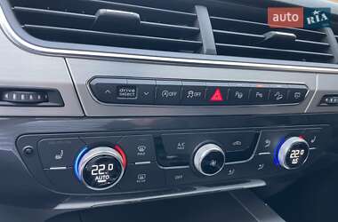 Внедорожник / Кроссовер Audi Q7 2018 в 