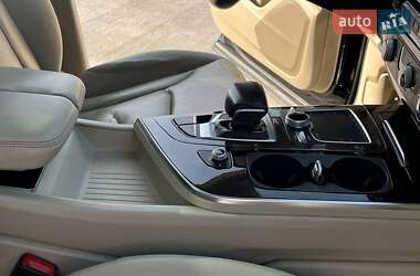 Внедорожник / Кроссовер Audi Q7 2016 в 