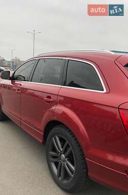 Внедорожник / Кроссовер Audi Q7 2009 в 