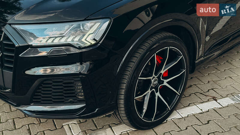 Внедорожник / Кроссовер Audi Q7 2020 в Хмельницком