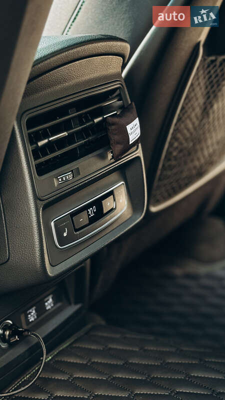 Внедорожник / Кроссовер Audi Q7 2020 в Хмельницком