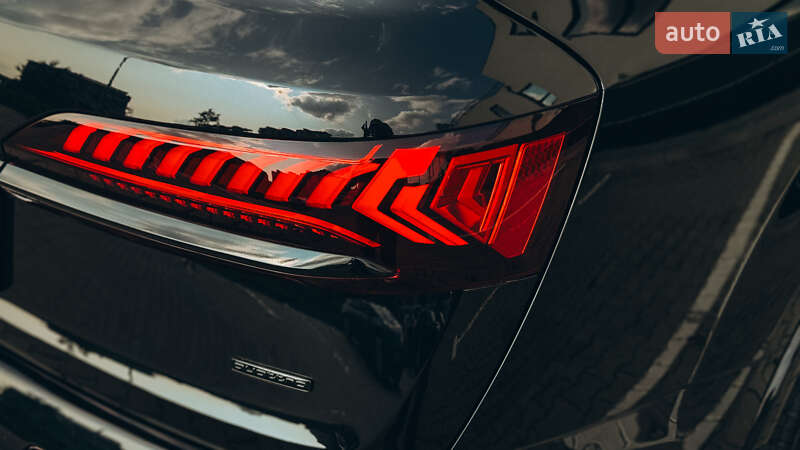 Внедорожник / Кроссовер Audi Q7 2020 в Хмельницком