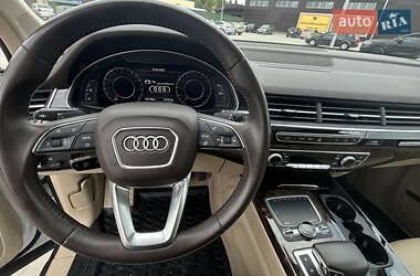 Внедорожник / Кроссовер Audi Q7 2018 в 