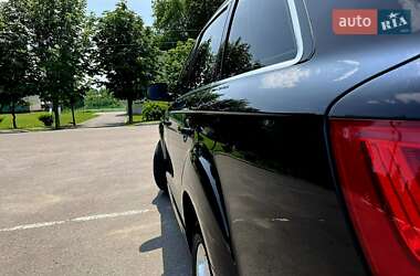 Внедорожник / Кроссовер Audi Q7 2011 в 
