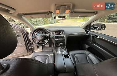 Внедорожник / Кроссовер Audi Q7 2011 в 