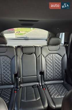 Внедорожник / Кроссовер Audi Q7 2019 в 