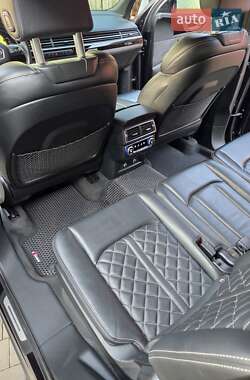 Внедорожник / Кроссовер Audi Q7 2019 в 