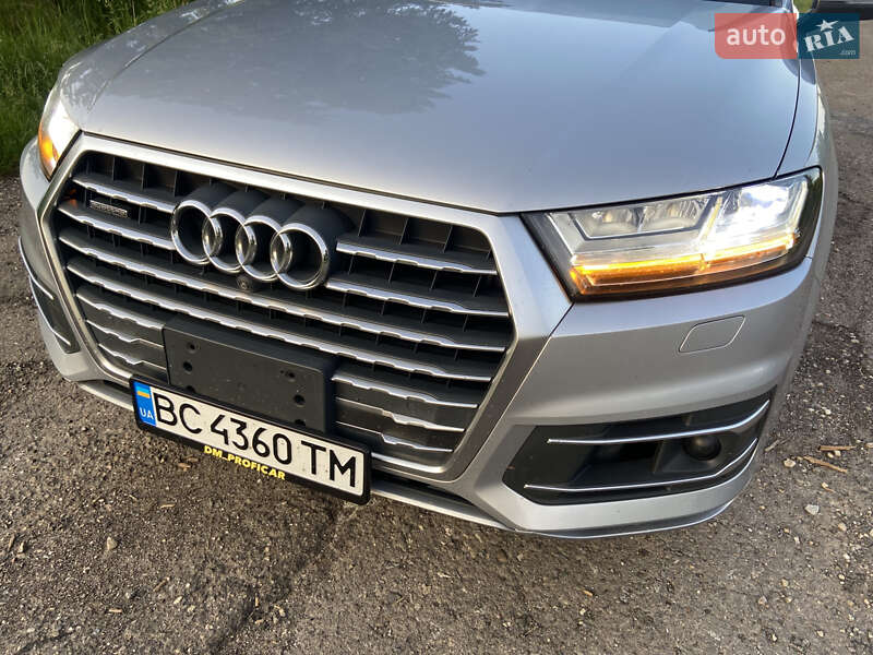 Позашляховик / Кросовер Audi Q7 2016 в Дрогобичі