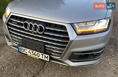 Внедорожник / Кроссовер Audi Q7 2016 в 