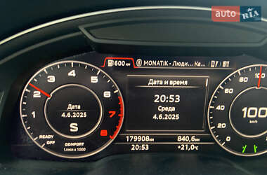 Внедорожник / Кроссовер Audi Q7 2016 в 