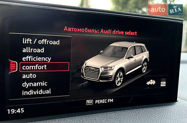 Внедорожник / Кроссовер Audi Q7 2016 в 