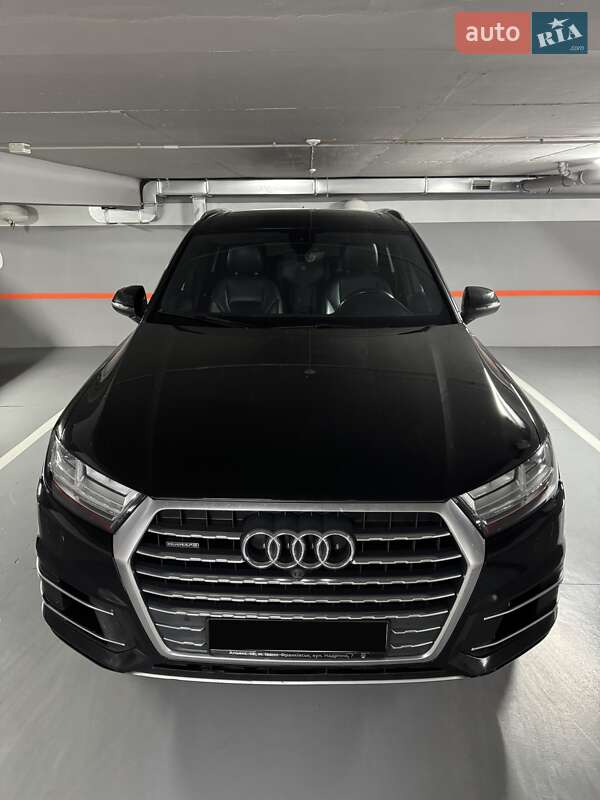 Внедорожник / Кроссовер Audi Q7 2017 в Ивано-Франковске