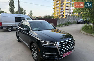 Позашляховик / Кросовер Audi Q7 2017 в Рівному