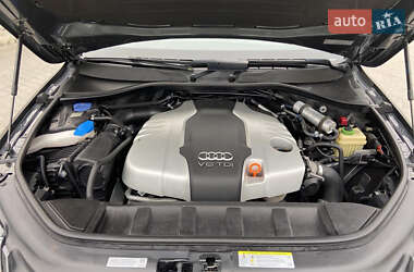 Внедорожник / Кроссовер Audi Q7 2013 в 
