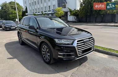 Позашляховик / Кросовер Audi Q7 2017 в Львові