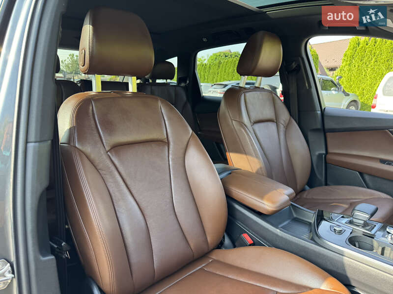 Внедорожник / Кроссовер Audi Q7 2017 в Стрые