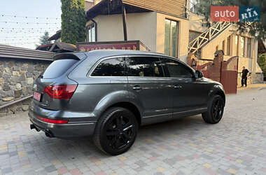 Позашляховик / Кросовер Audi Q7 2015 в 