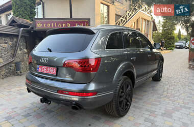 Позашляховик / Кросовер Audi Q7 2015 в 