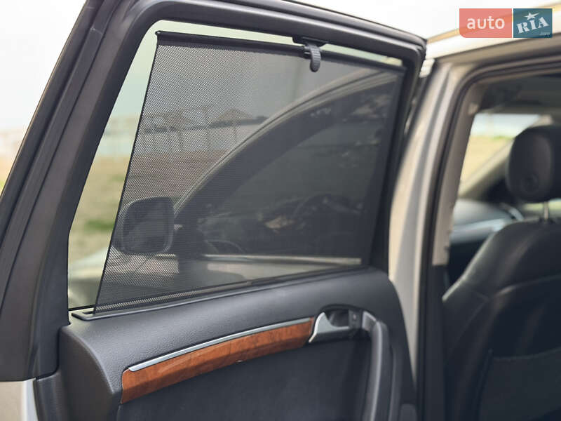 Позашляховик / Кросовер Audi Q7 2013 в Черкасах фото 44 Позашляховик / Кросовер Audi Q7 2013 в Черкасах