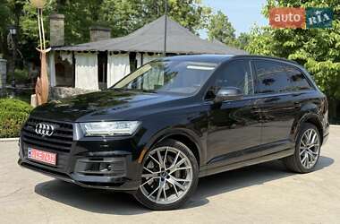 Внедорожник / Кроссовер Audi Q7 2018 в 