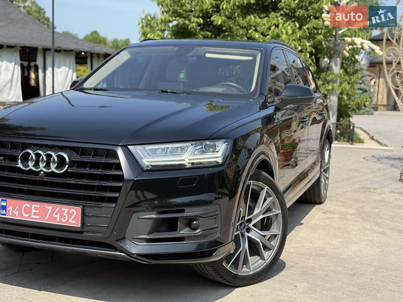 Внедорожник / Кроссовер Audi Q7 2018 в Жовкве