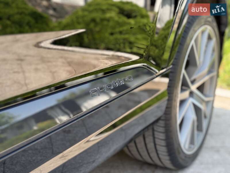Внедорожник / Кроссовер Audi Q7 2018 в Жовкве