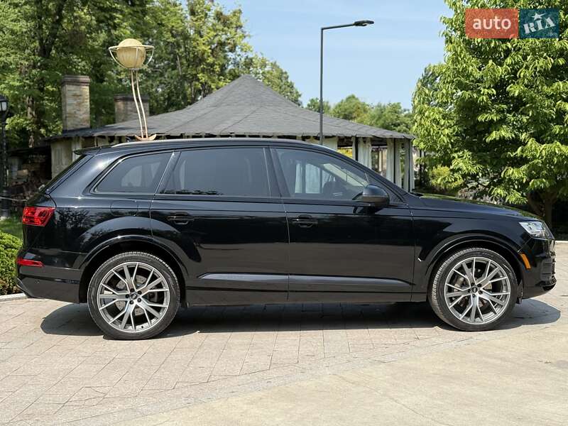Внедорожник / Кроссовер Audi Q7 2018 в Жовкве