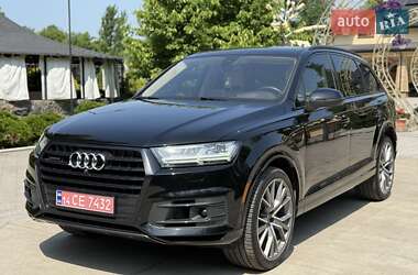 Внедорожник / Кроссовер Audi Q7 2018 в 