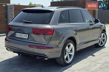 Внедорожник / Кроссовер Audi Q7 2019 в 