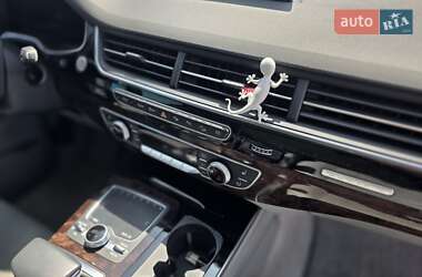 Внедорожник / Кроссовер Audi Q7 2019 в 