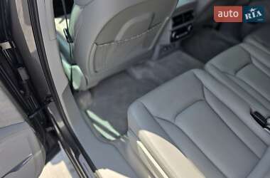 Внедорожник / Кроссовер Audi Q7 2019 в 
