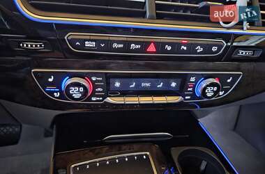 Внедорожник / Кроссовер Audi Q7 2019 в 