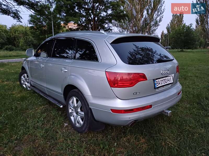 Внедорожник / Кроссовер Audi Q7 2008 в Александрие фото 16 Внедорожник / Кроссовер Audi Q7 2008 в Александрие