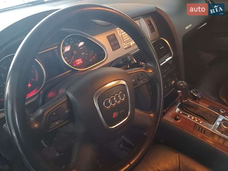 Внедорожник / Кроссовер Audi Q7 2008 в Александрие фото 31 Внедорожник / Кроссовер Audi Q7 2008 в Александрие