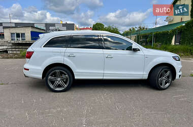 Внедорожник / Кроссовер Audi Q7 2013 в 