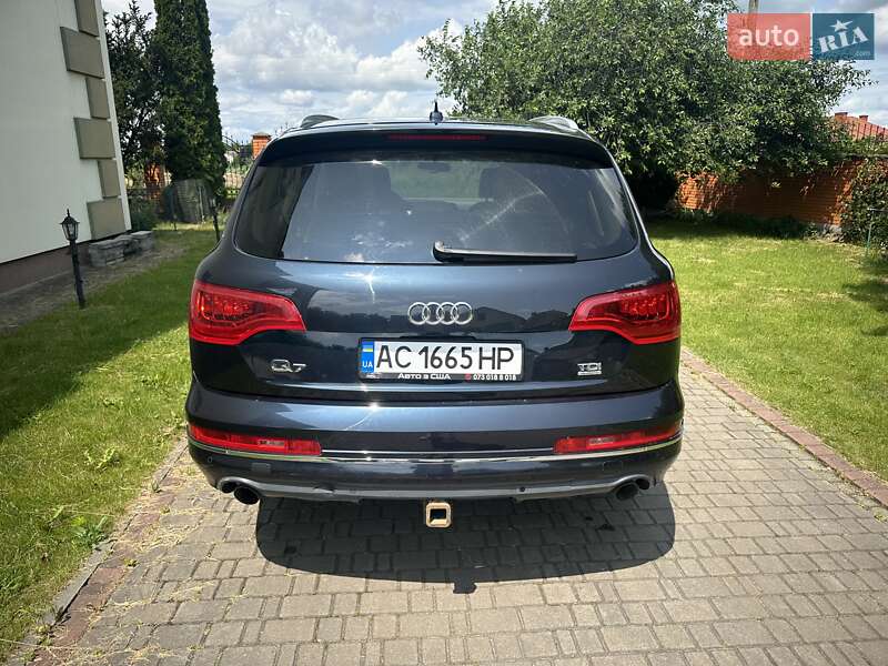 Позашляховик / Кросовер Audi Q7 2012 в Луцьку