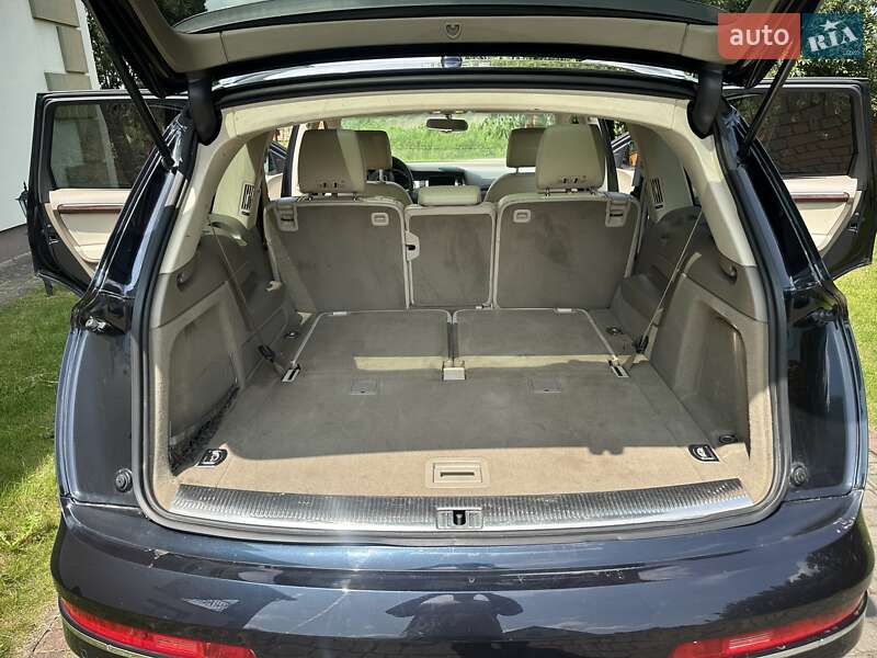 Позашляховик / Кросовер Audi Q7 2012 в Луцьку