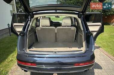Внедорожник / Кроссовер Audi Q7 2012 в 