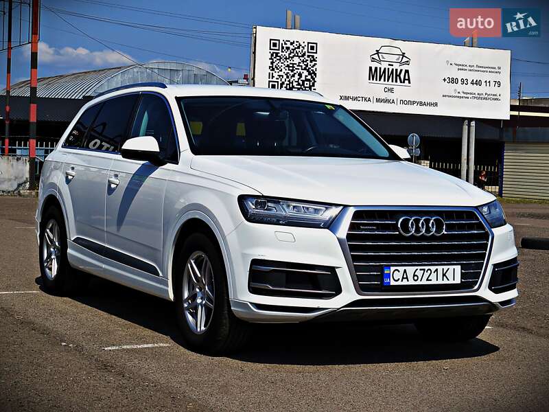 Позашляховик / Кросовер Audi Q7 2019 в Черкасах