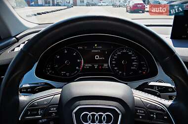 Внедорожник / Кроссовер Audi Q7 2019 в 