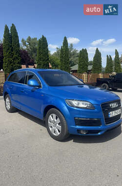 Внедорожник / Кроссовер Audi Q7 2008 в 