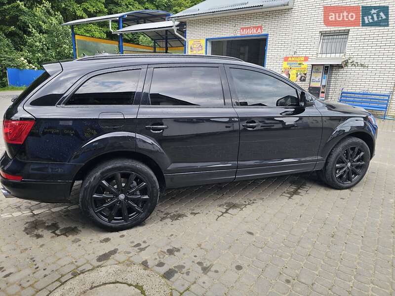 Позашляховик / Кросовер Audi Q7 2013 в Івано-Франківську