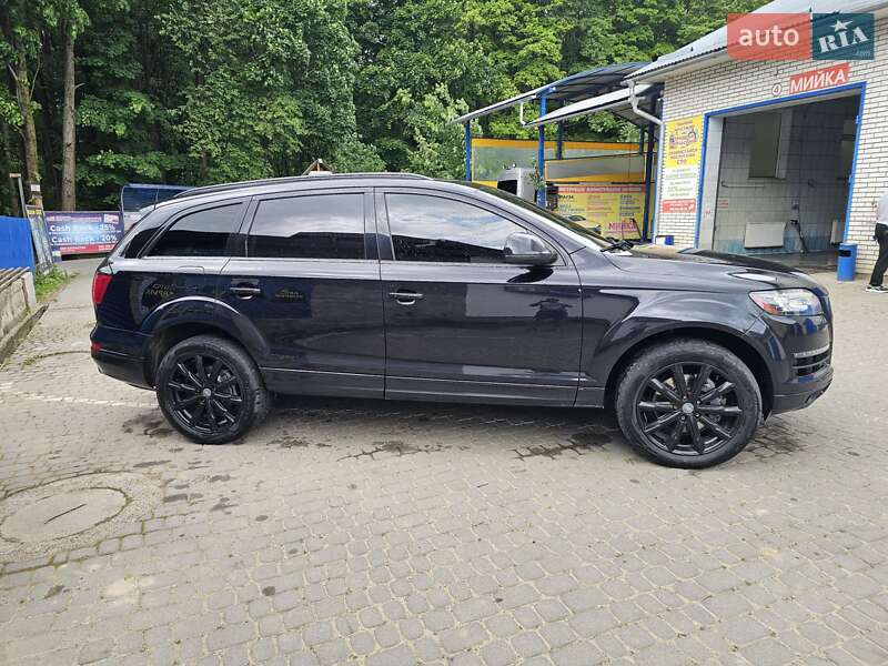 Позашляховик / Кросовер Audi Q7 2013 в Івано-Франківську