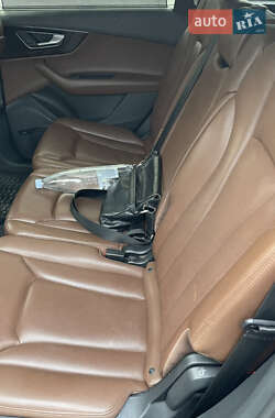 Внедорожник / Кроссовер Audi Q7 2019 в 