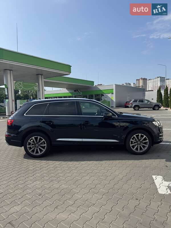 Внедорожник / Кроссовер Audi Q7 2017 в Киеве фото 8 Внедорожник / Кроссовер Audi Q7 2017 в Киеве