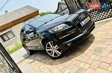 Внедорожник / Кроссовер Audi Q7 2015 в 