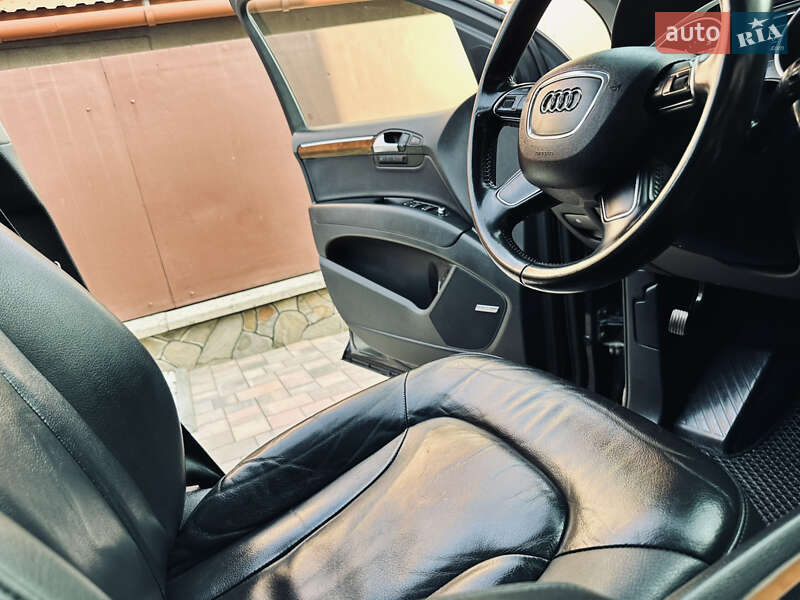 Внедорожник / Кроссовер Audi Q7 2015 в Нижней Апше